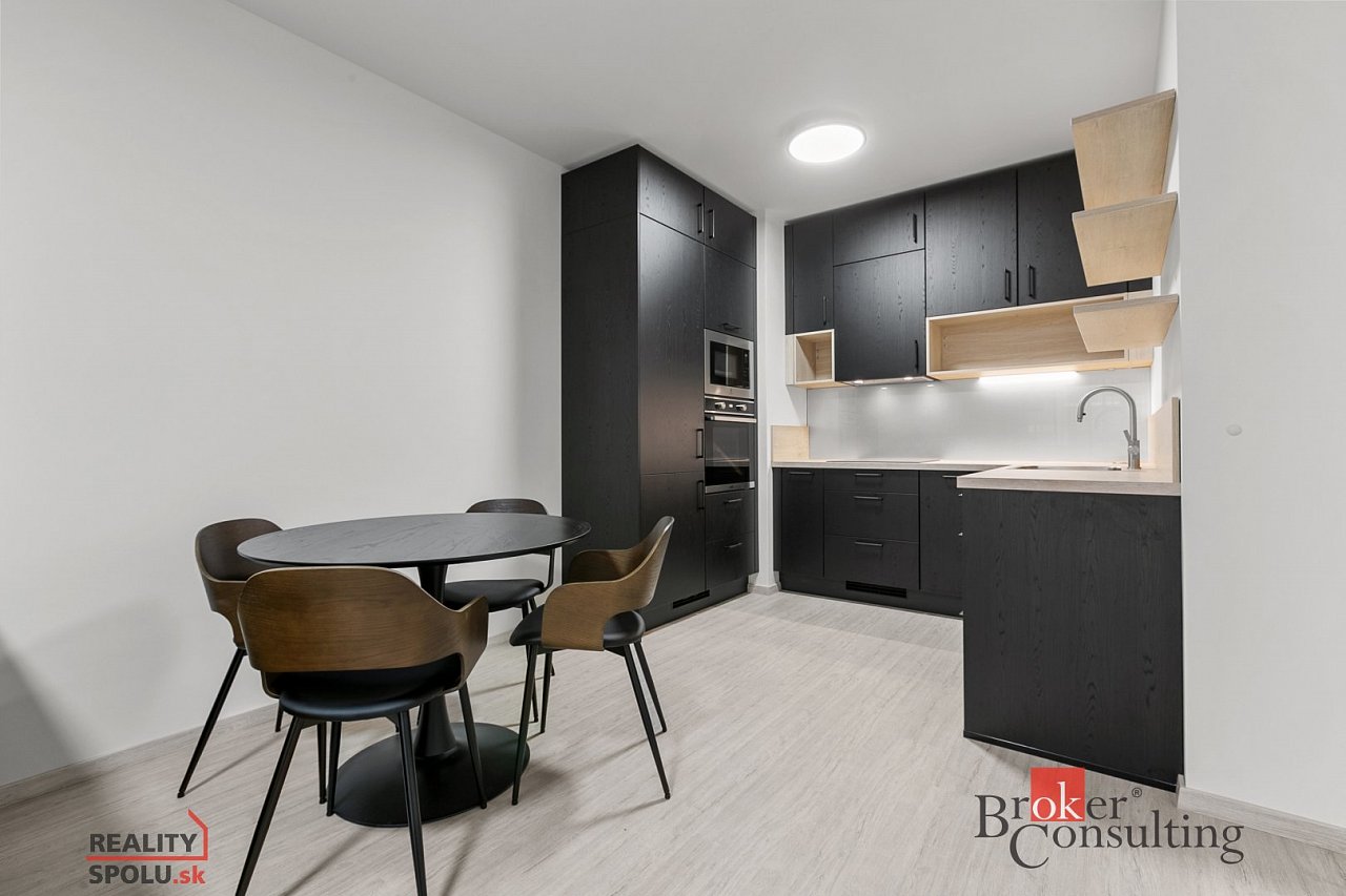 hlavná fotografia nehnuteľnosti