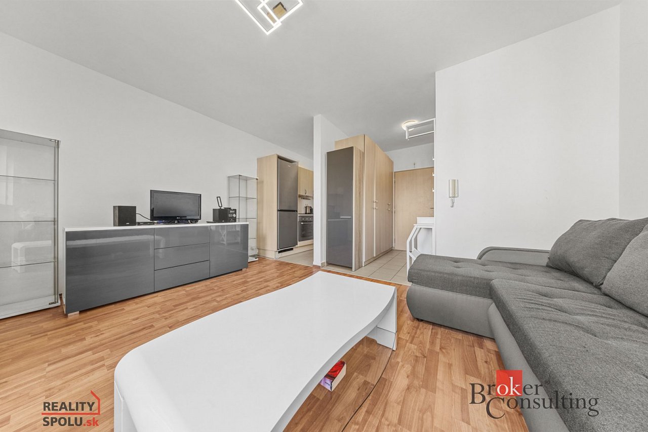 hlavná fotografia nehnuteľnosti