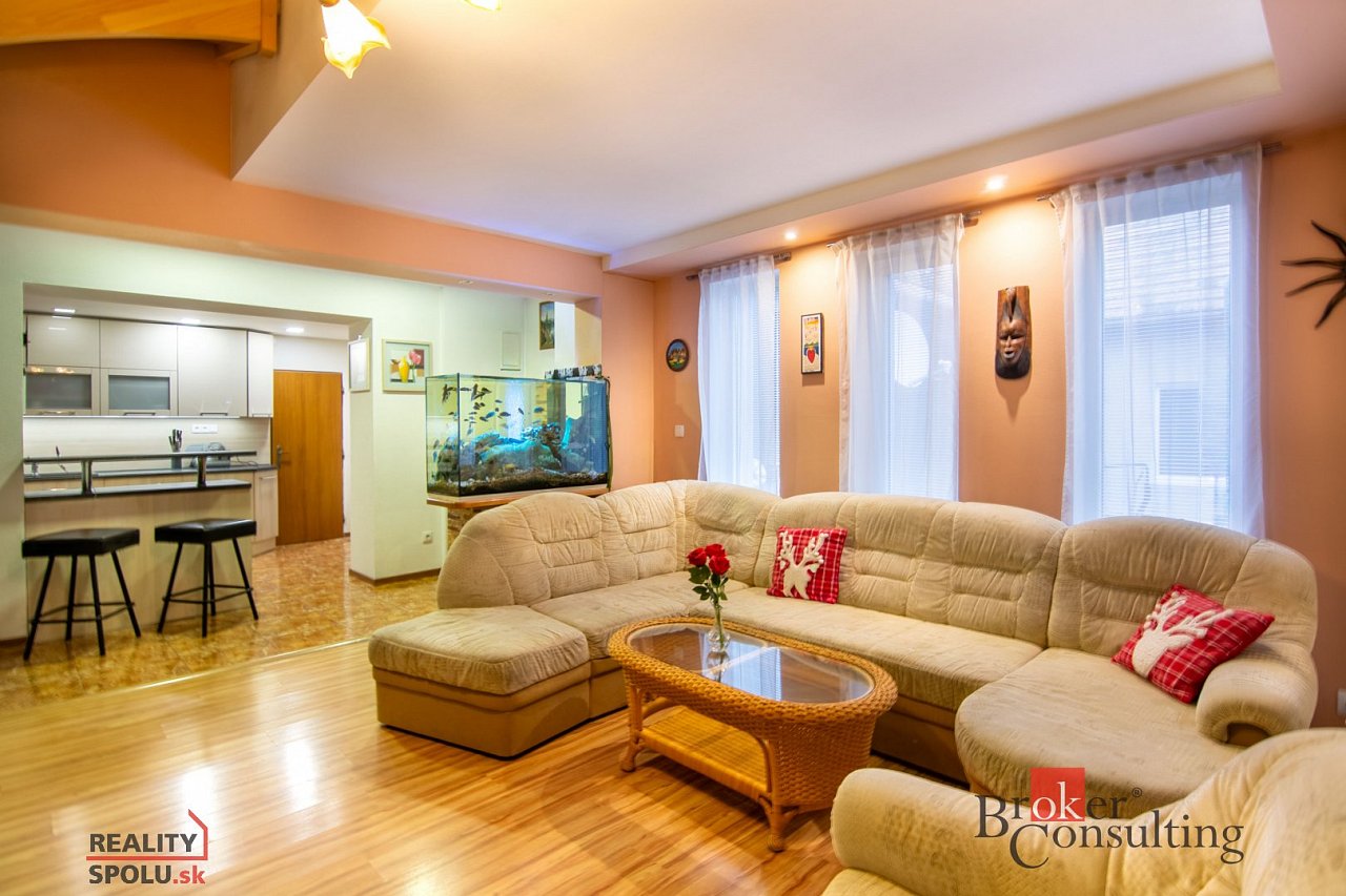 hlavná fotografia nehnuteľnosti