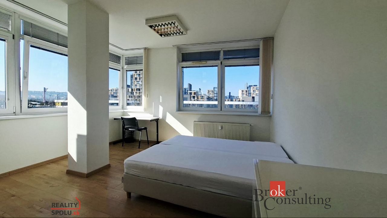 hlavná fotografia nehnuteľnosti