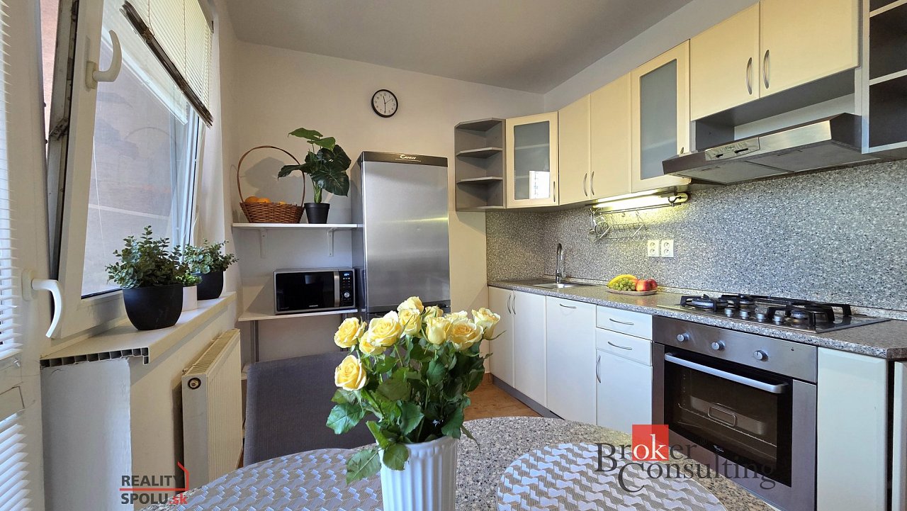 hlavná fotografia nehnuteľnosti