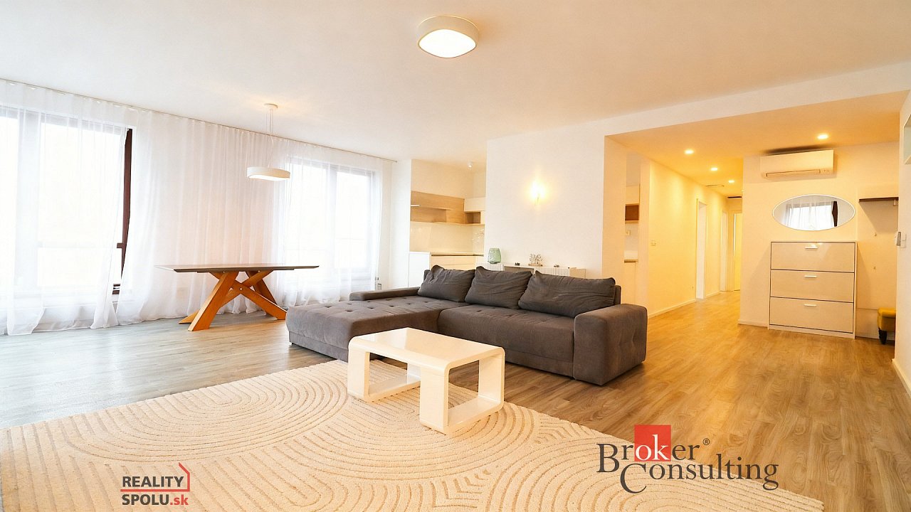 hlavná fotografia nehnuteľnosti