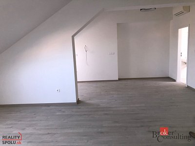 druhá fotografie nemovitosti